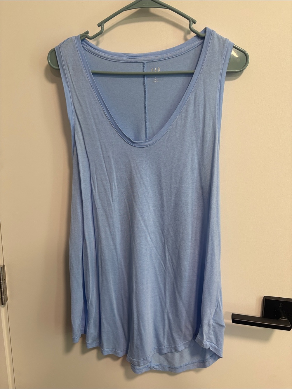 GAP Women's Light Blue Scoop Neck Tank Top